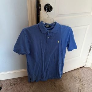 Adult Medium Polo Ralph Lauren shirt Great condition just smallwrinkles no stain